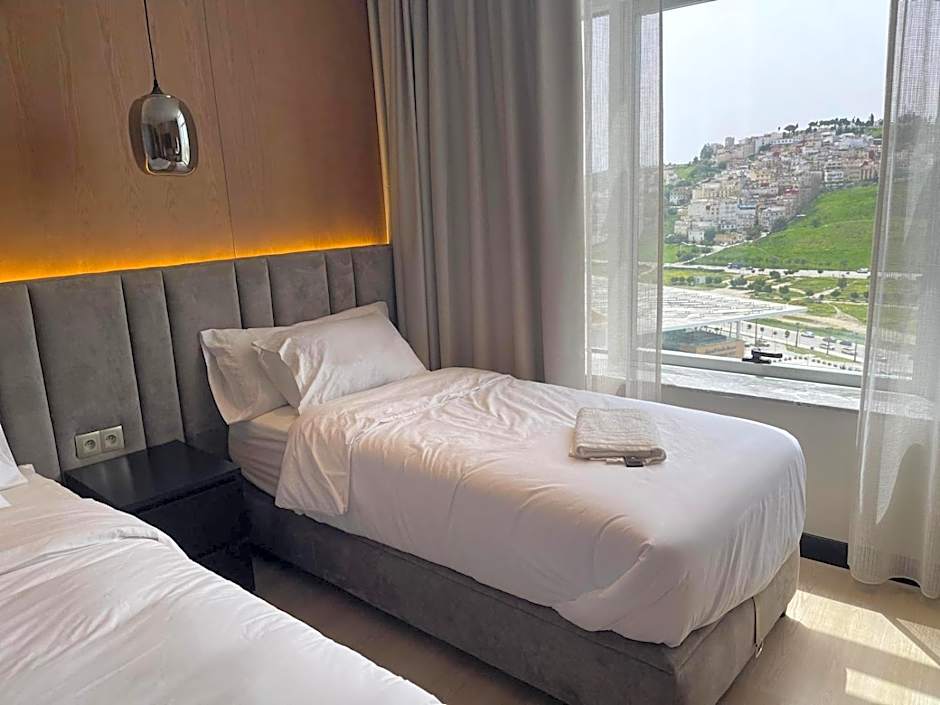 Hilton Tanger Penthouse 14