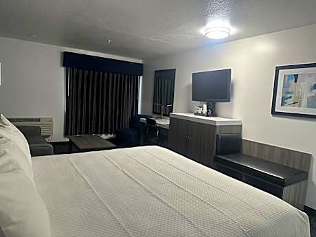 Bayside King Suite