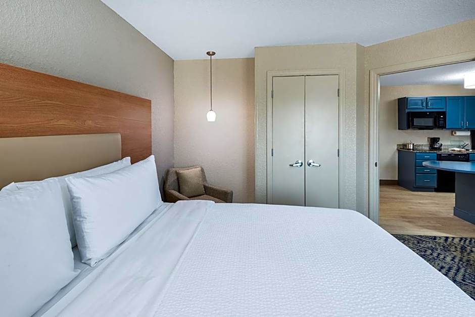 Photo 1 of 5 of 1 Bedroom 1 King Bed Suite