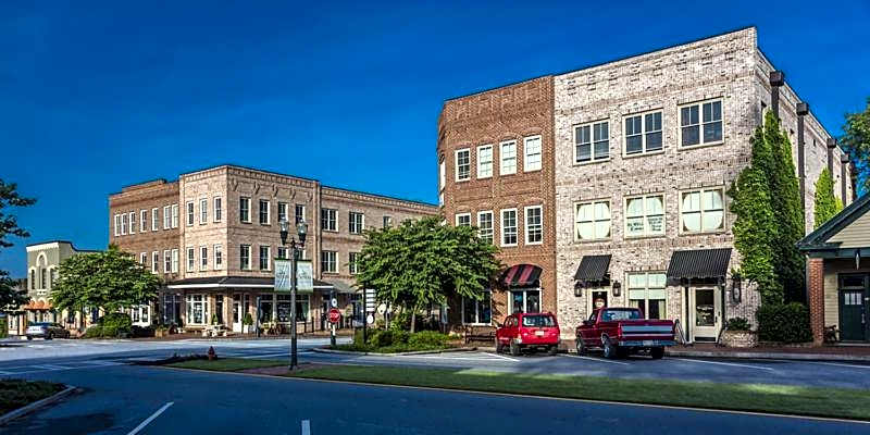 Veranda Historic Inn