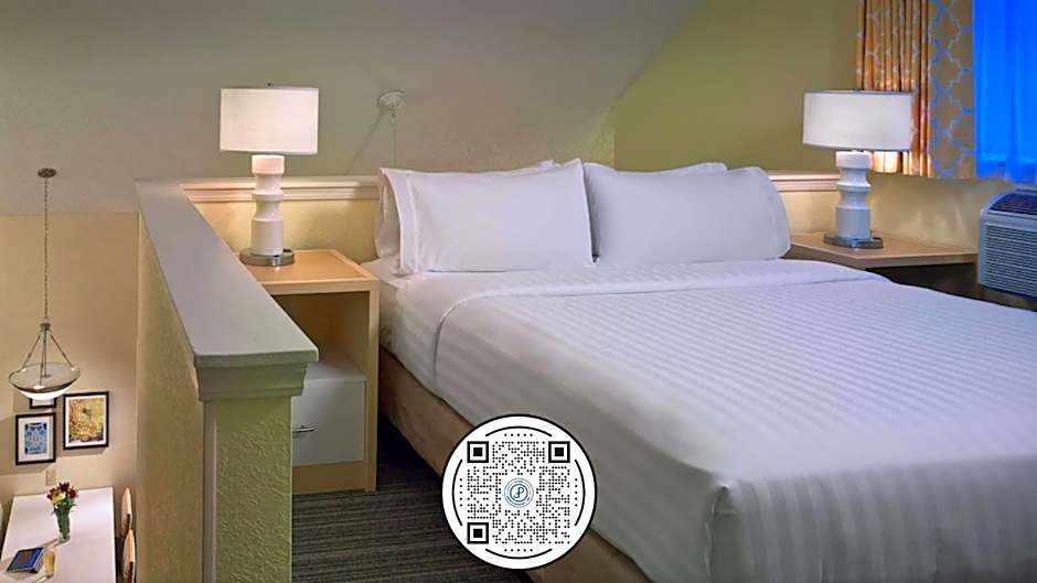 Sonesta Simply Suites Cleveland Airport