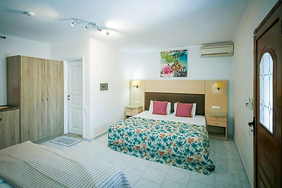 Rose Club Apartments