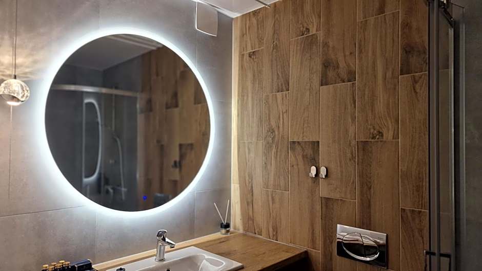 Alibi - Sympozjum Studio