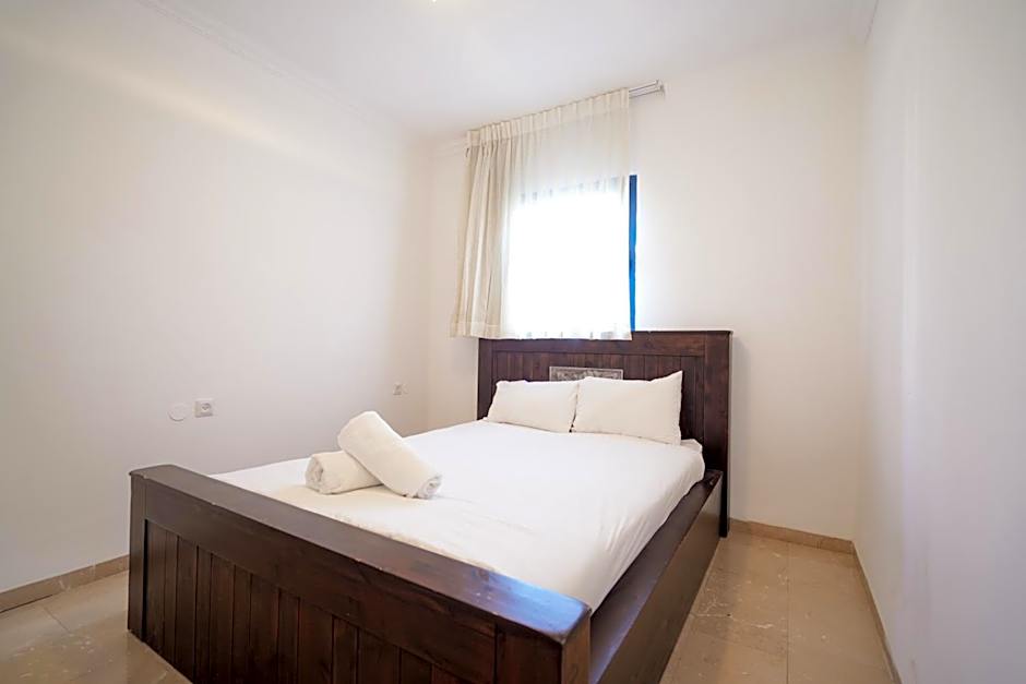 Photo 1 of 31 of Premium 3 Bedroom Apartment, Balcony