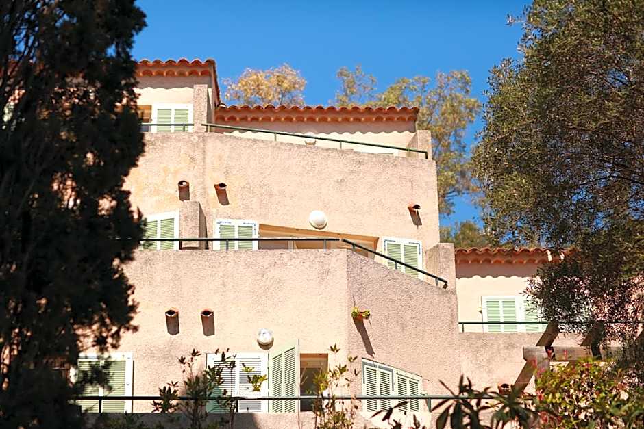 Résidence hôtelière Le Provençal à Giens - Bord de mer