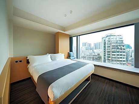 Corner Double Room