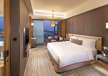 King Classic River View