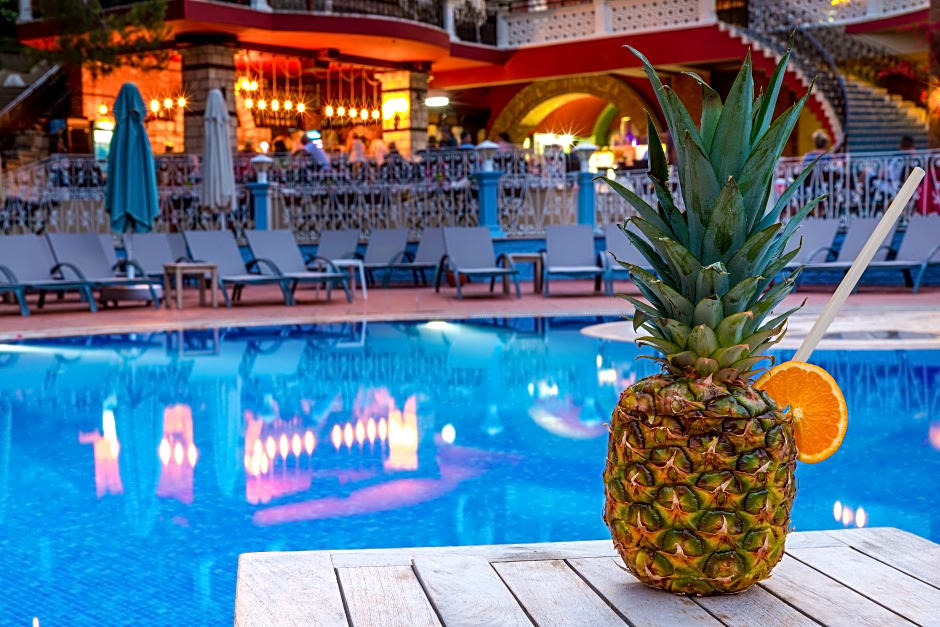 Grand Yazici Club Marmaris Palace