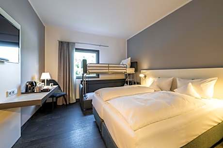 Superior Quadruple Room