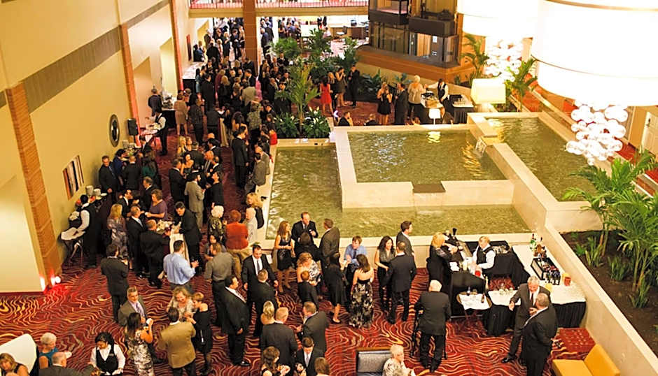 Embassy Suites By Hilton Hotel Cleveland-Beachwood