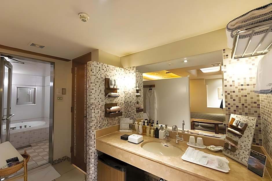 WATER HOTEL Cy (Audlt Only)