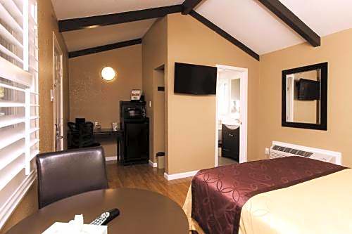 Tri Valley Inn And Suites
