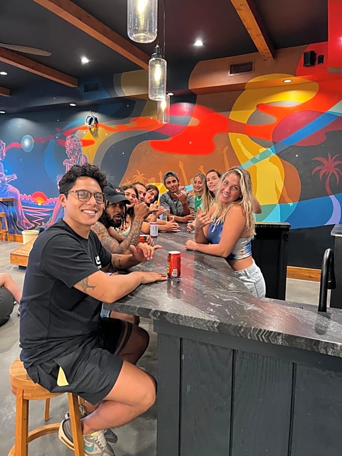 Howzit Hostels Maui