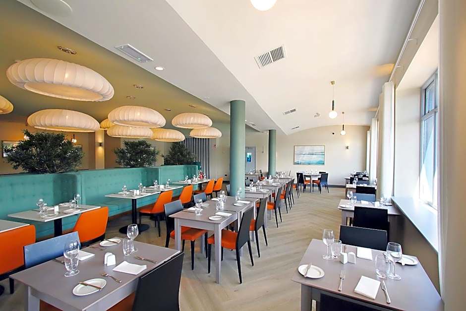 Waterford Marina Hotel