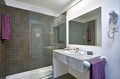 2 bedrooms Apartment 4adults +1child