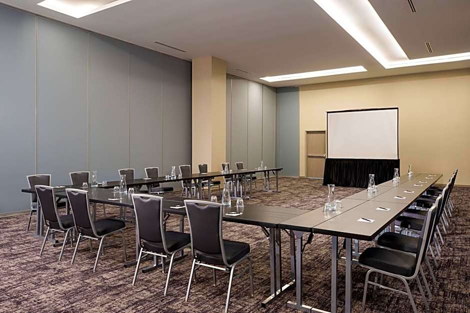 AC Hotel by Marriott Tallahassee Universities at the Capitol