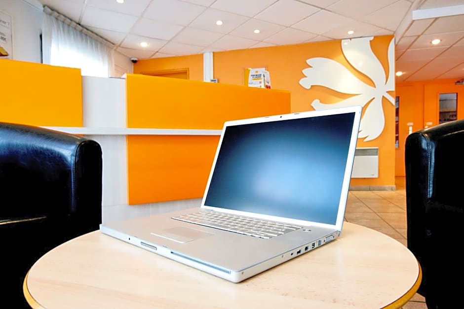 Premiere Classe Paris Ouest - Pont de Suresnes Hotel