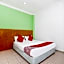 OYO 850 Gold Star Hotel