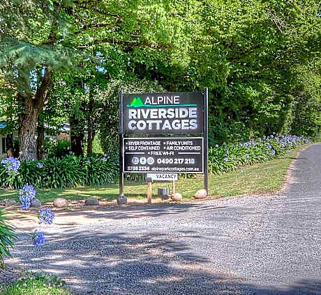 Alpine Riverside Cottages