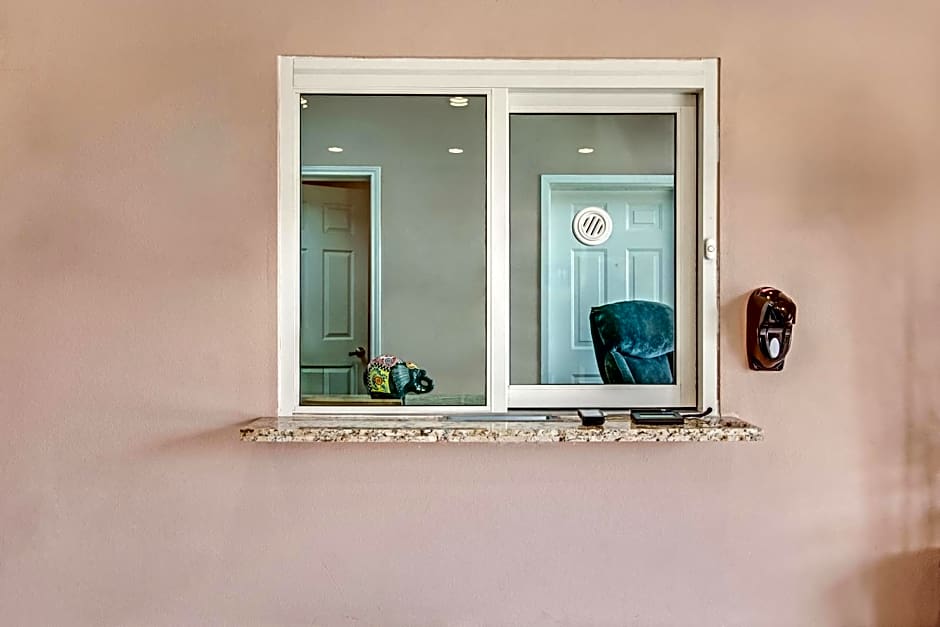 Americas Best Value Inn Houston at FM 529