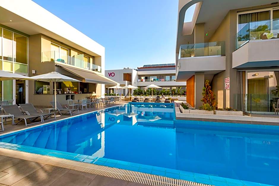 White Olive Premium Laganas