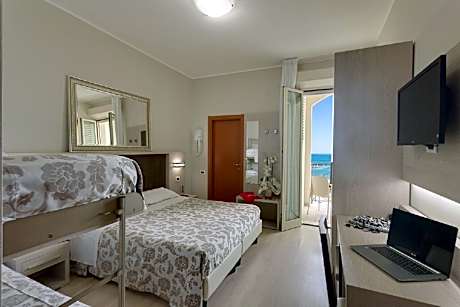 Superior Triple Room with Sea View
