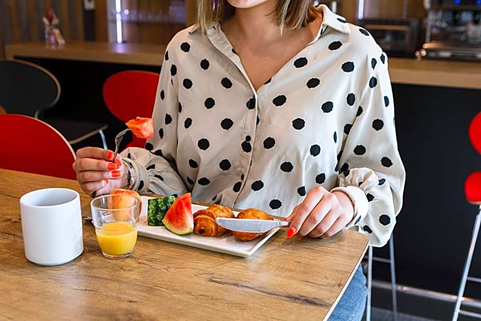 ibis Lyon Carre De Soie