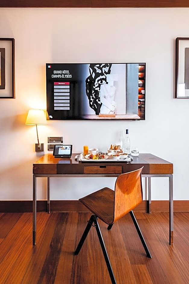 Grand Hôtel Champs-Elysées