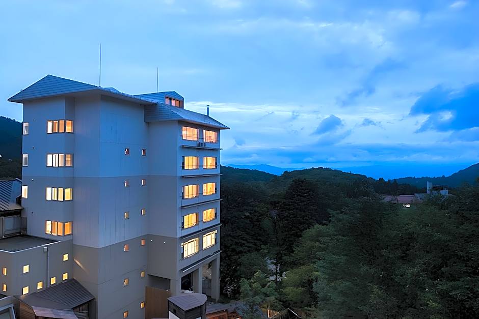 Takamiya Hotel Lucent