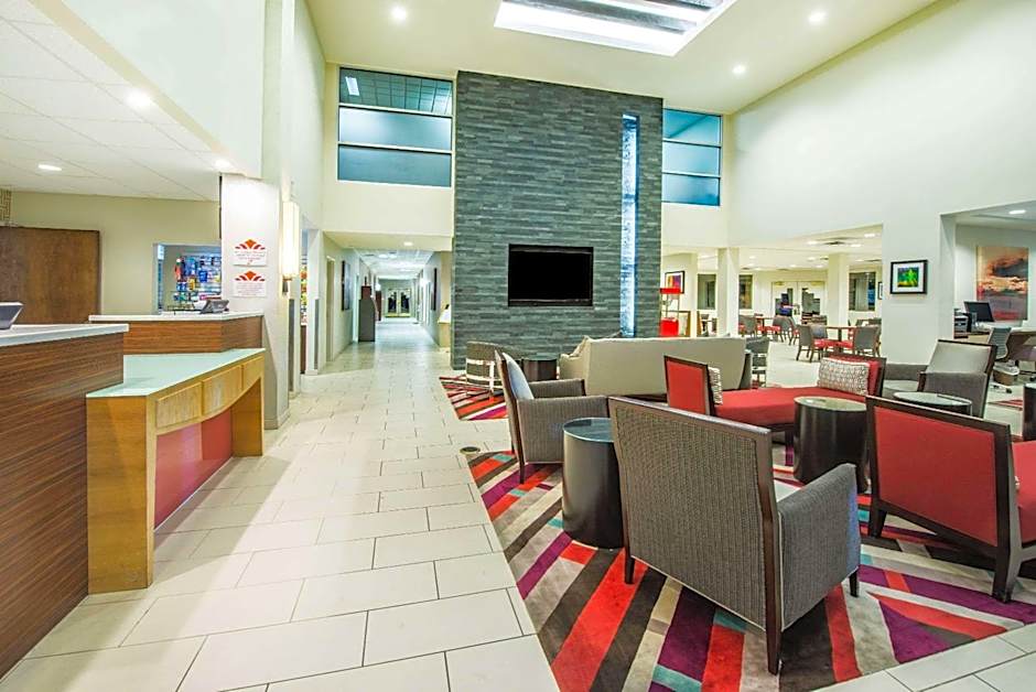 Hawthorn Suites by Wyndham El Paso Airport