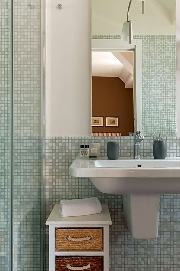 Marbela Apartments & Suites