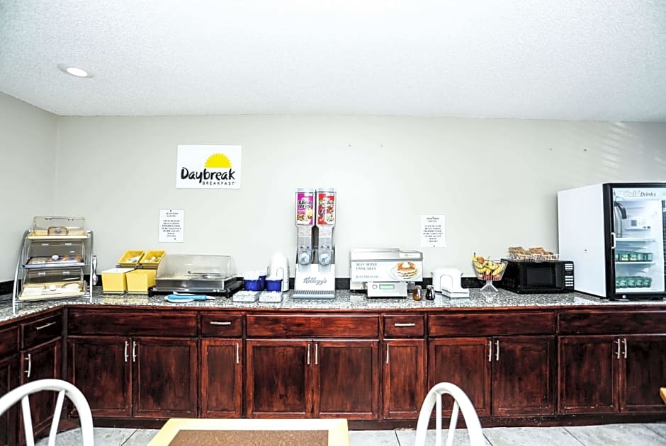 Super 8 by Wyndham Villa Rica