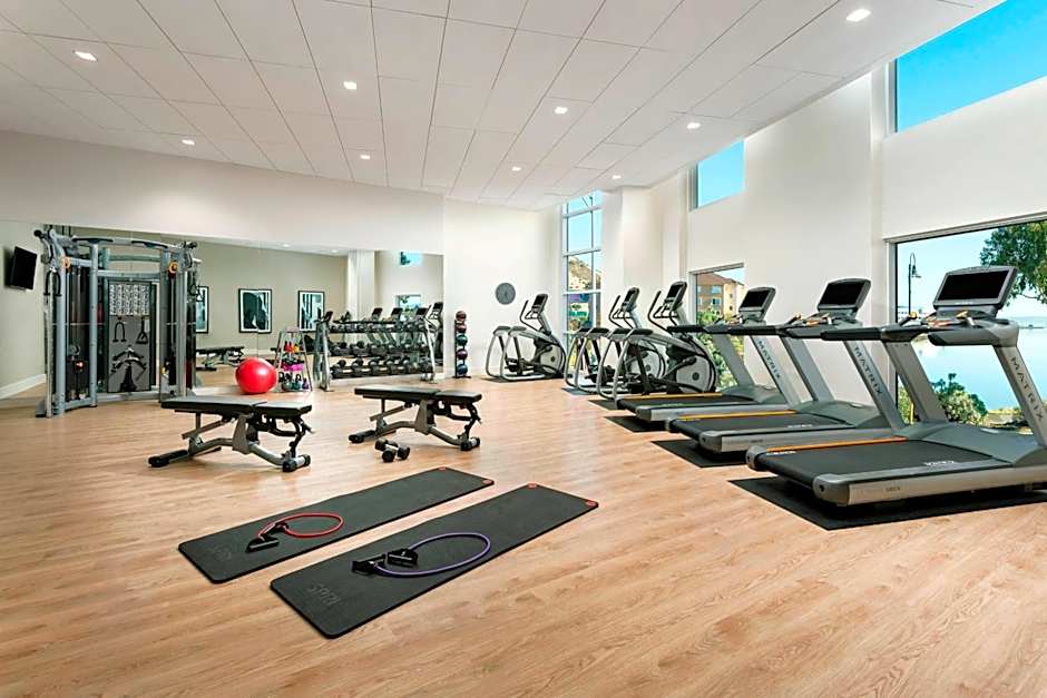 AC Hotel by Marriott San Francisco Airport/Oyster Point Waterfront