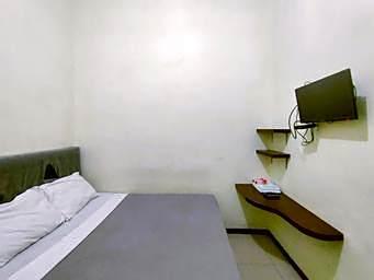 Djati Homestay Redpartner near Gor Djarum Kudus