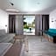 Lagomandra Luxury Suites with Private Pools