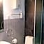 101 Guesthouse Hotel