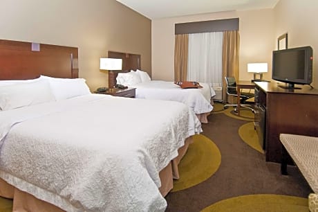 Queen Room with Two Queen Beds - Mobility and Hearing Access/Non-Smoking