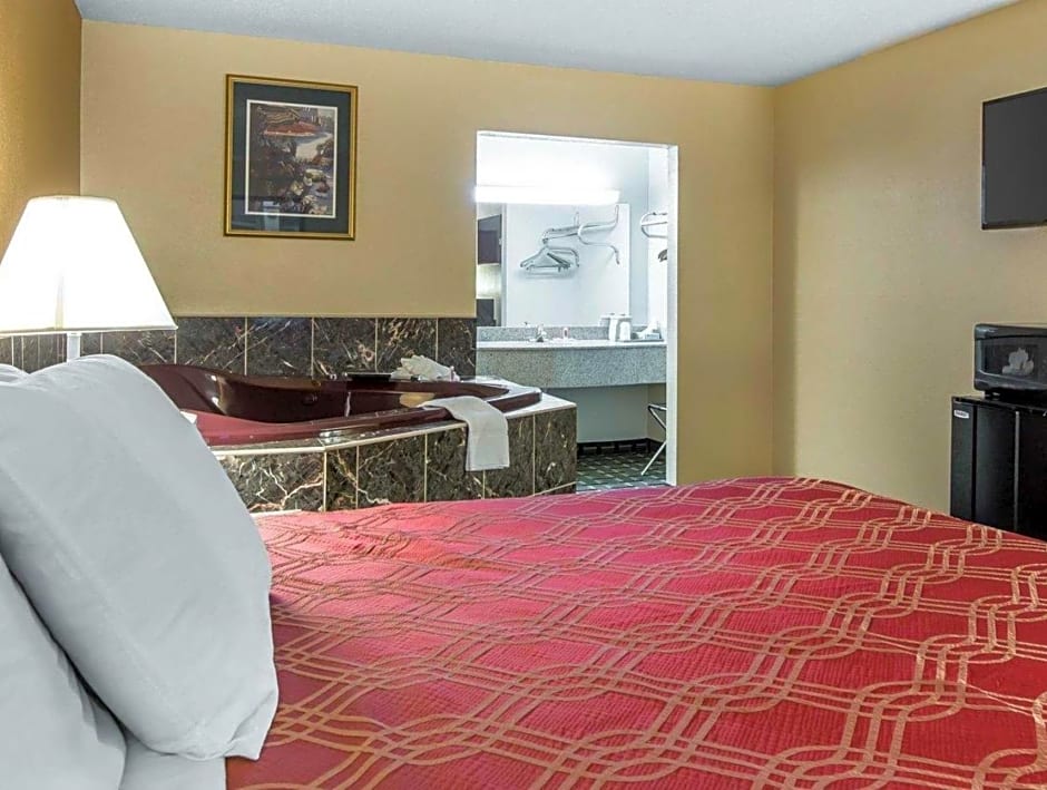 Econo Lodge Dalton West