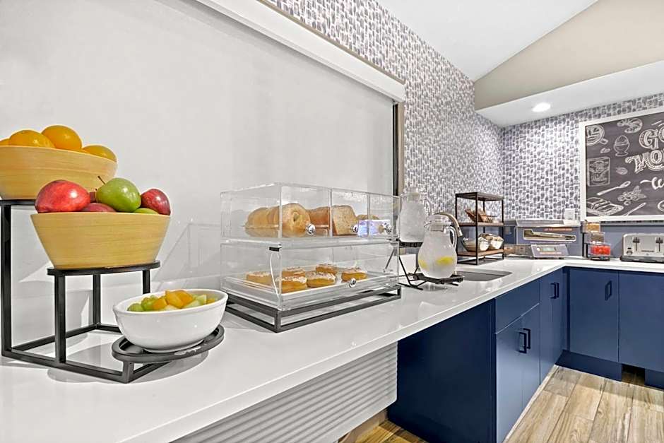 AmericInn by Wyndham Virginia