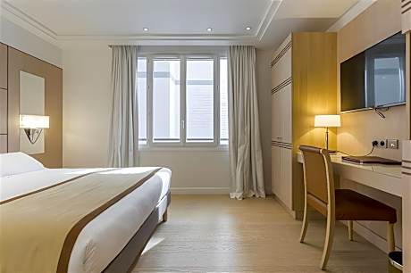 Superior - Non-Smoking