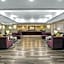 La Quinta Inn & Suites by Wyndham DFW Airport South/Irving