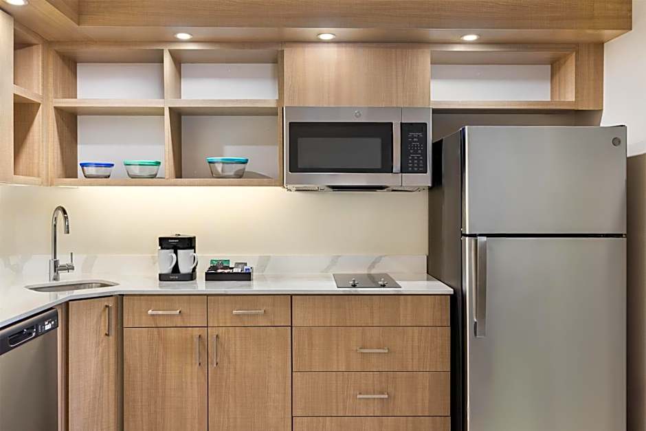 Homewood Suites by Hilton Tulsa South Medical District