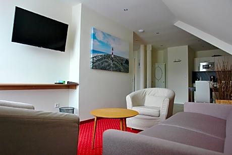 One-Bedroom Family Apartment