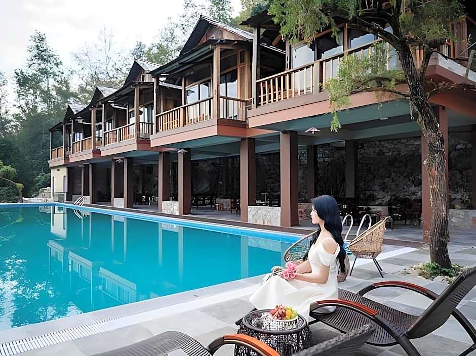 Khuoi Han Ecolodge Cao Bang