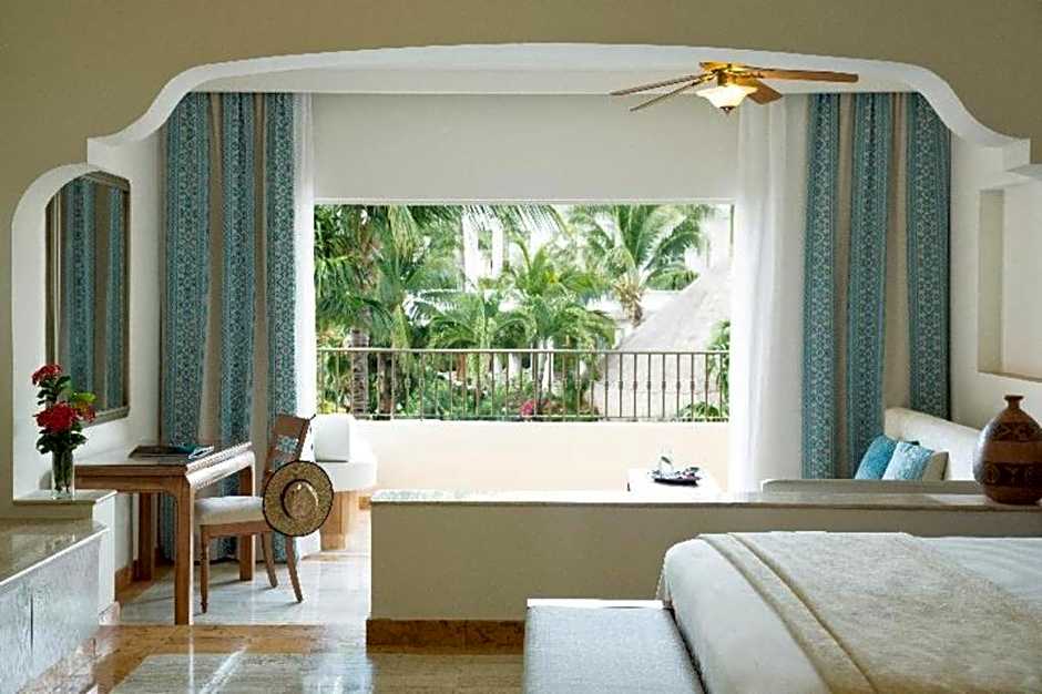 Excellence Riviera Cancun All Inclusive - Adults Only