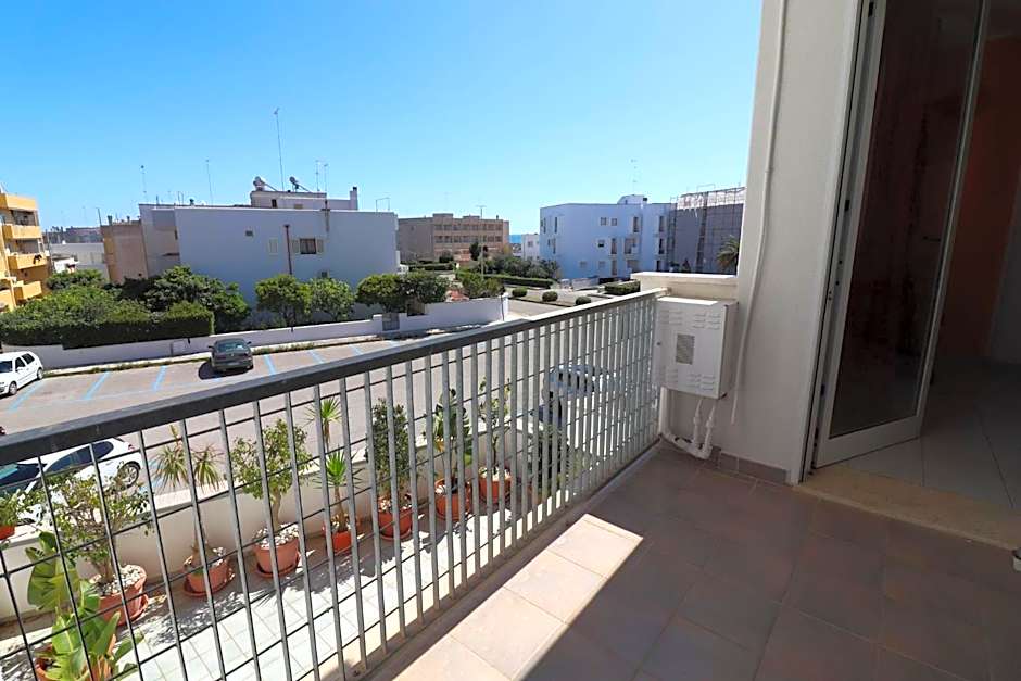Casa Virginia Elegant One-Bedroom Apartment Near the Beach