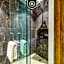 Luxury 2BR Condo in Romatic Zone - Rooftop Pool