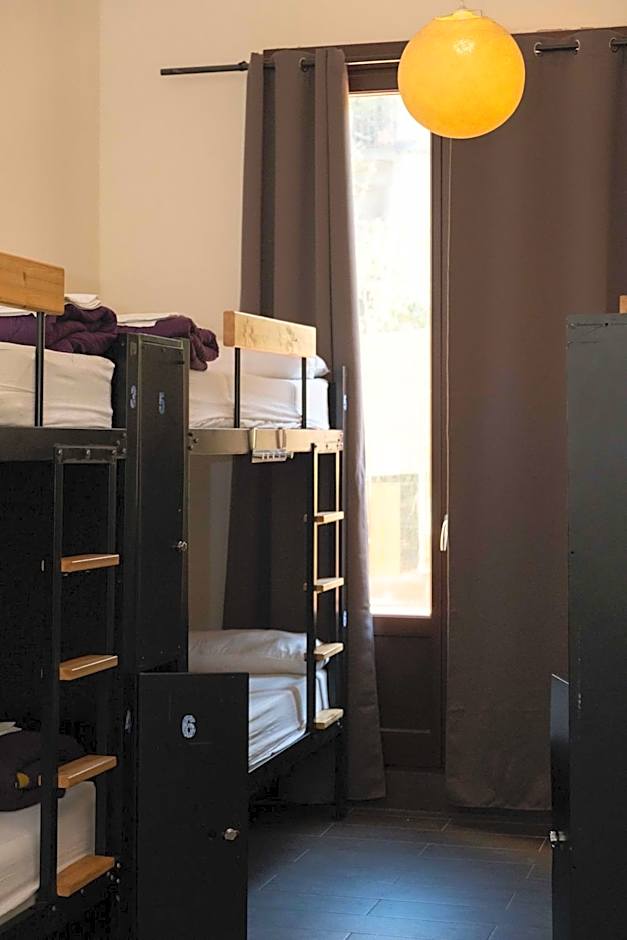 360 Hostel Barcelona Arts&Culture