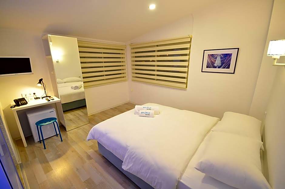 Photo 1 of 11 of 1 Double Bed or 2 Beds