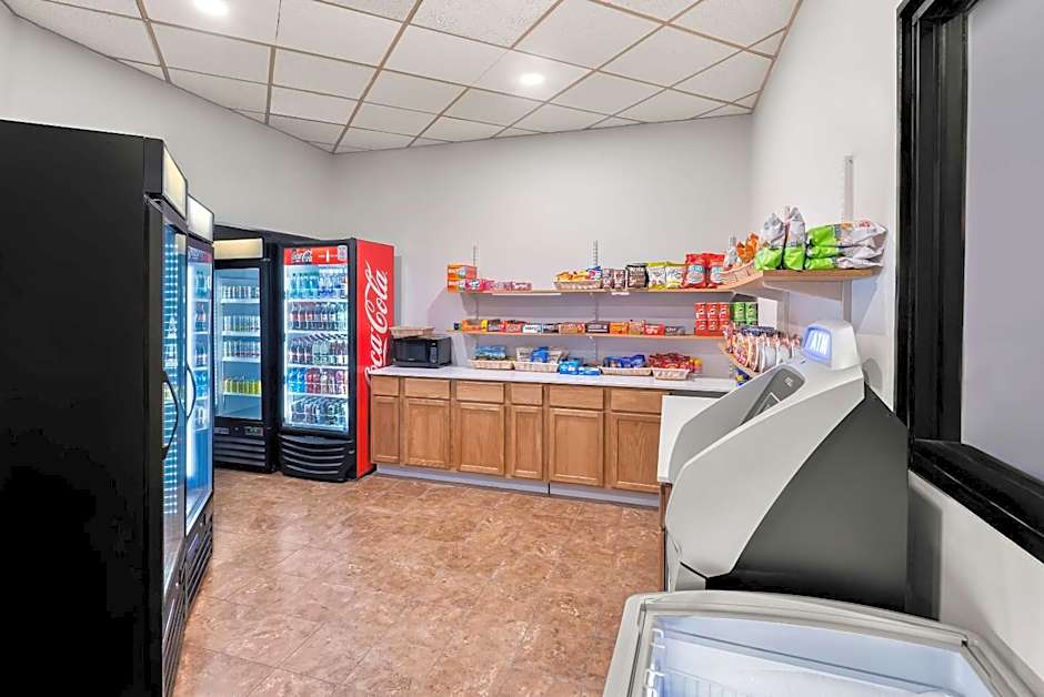 Suburban Studios, Kearney